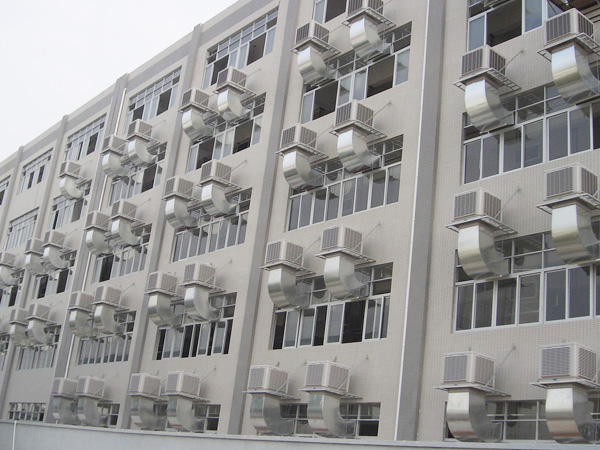 惠州某電子廠安裝工業(yè)降溫水冷空調(diào)