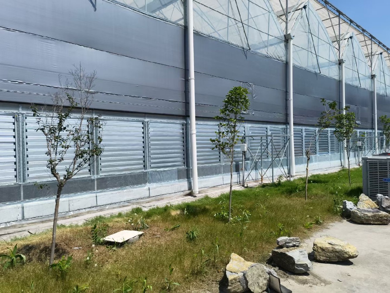 順德某蔬菜種植基地安裝負(fù)壓風(fēng)機(jī)排風(fēng)換氣